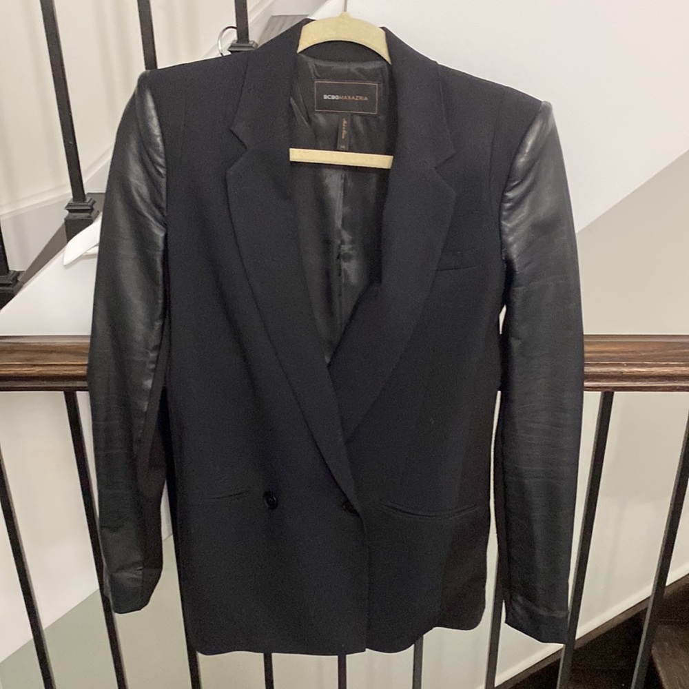 BCBG oversized blazer